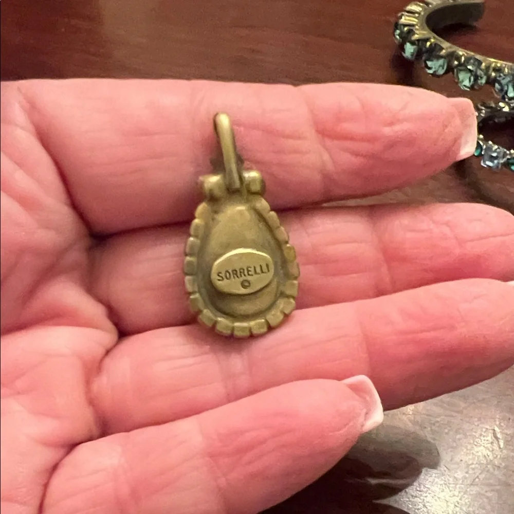 Sorrelli Elegant Crystal Jewelry Set - Picture 4 of 16